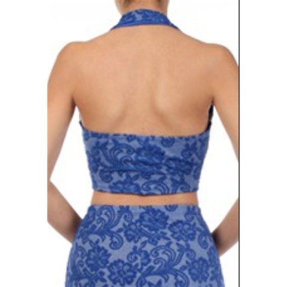 Women's Casual Sleeveless Royal Textured Halter Crop Top Only Sexy Comfy Stylish - Picture 3 of 4